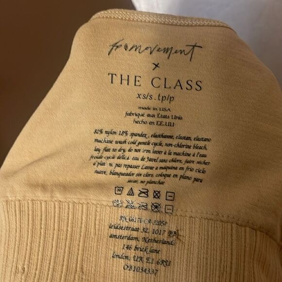 Free PeopleMovement x class top  size  XSmall/small NWOT - Picture 6 of 6